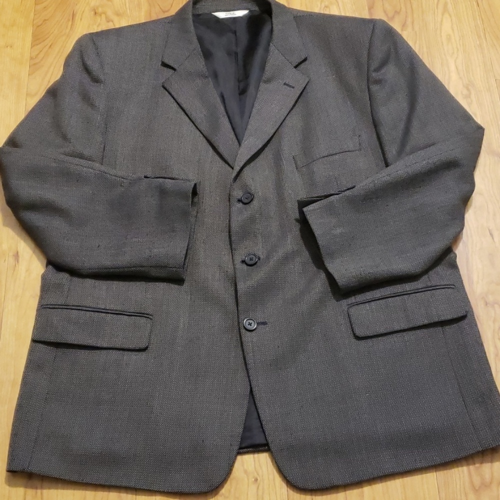 Mens Warehouse Versini sports coat